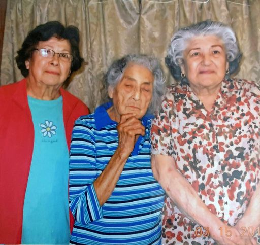 Maria Quintanilla photo gallery thumbnail 5 of 8