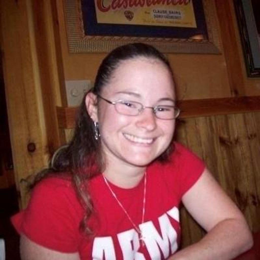 Carolyn Grace Holmes Profile Photo