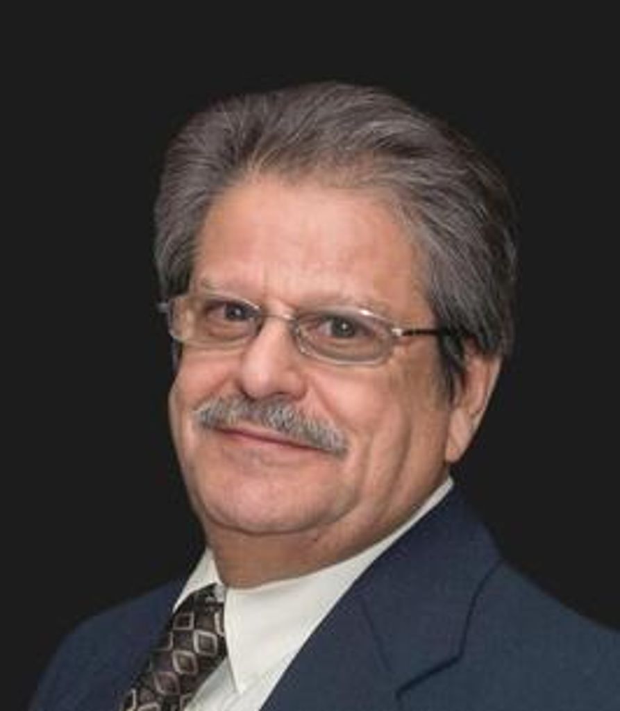 Anthony Warren Profile Photo