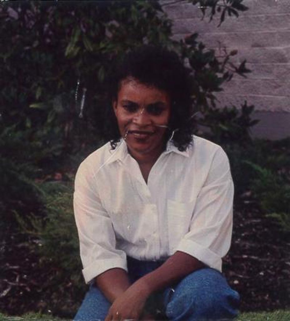 Loretta Moore Profile Photo