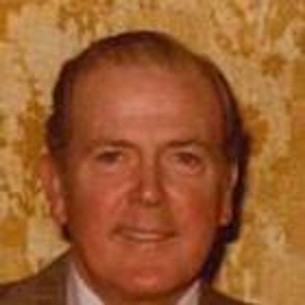 Frank "Buzzy" Loftus