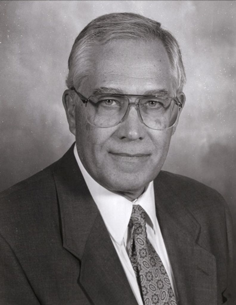 Dr. Loren Mckeown