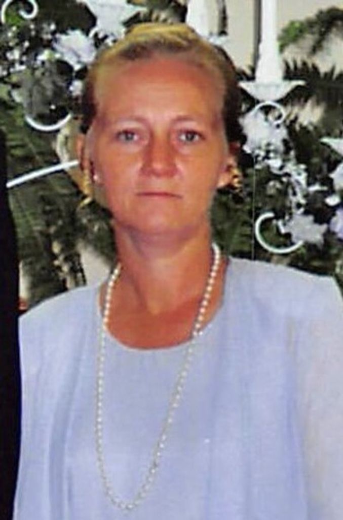 Sylvia Lynn Dixon Profile Photo