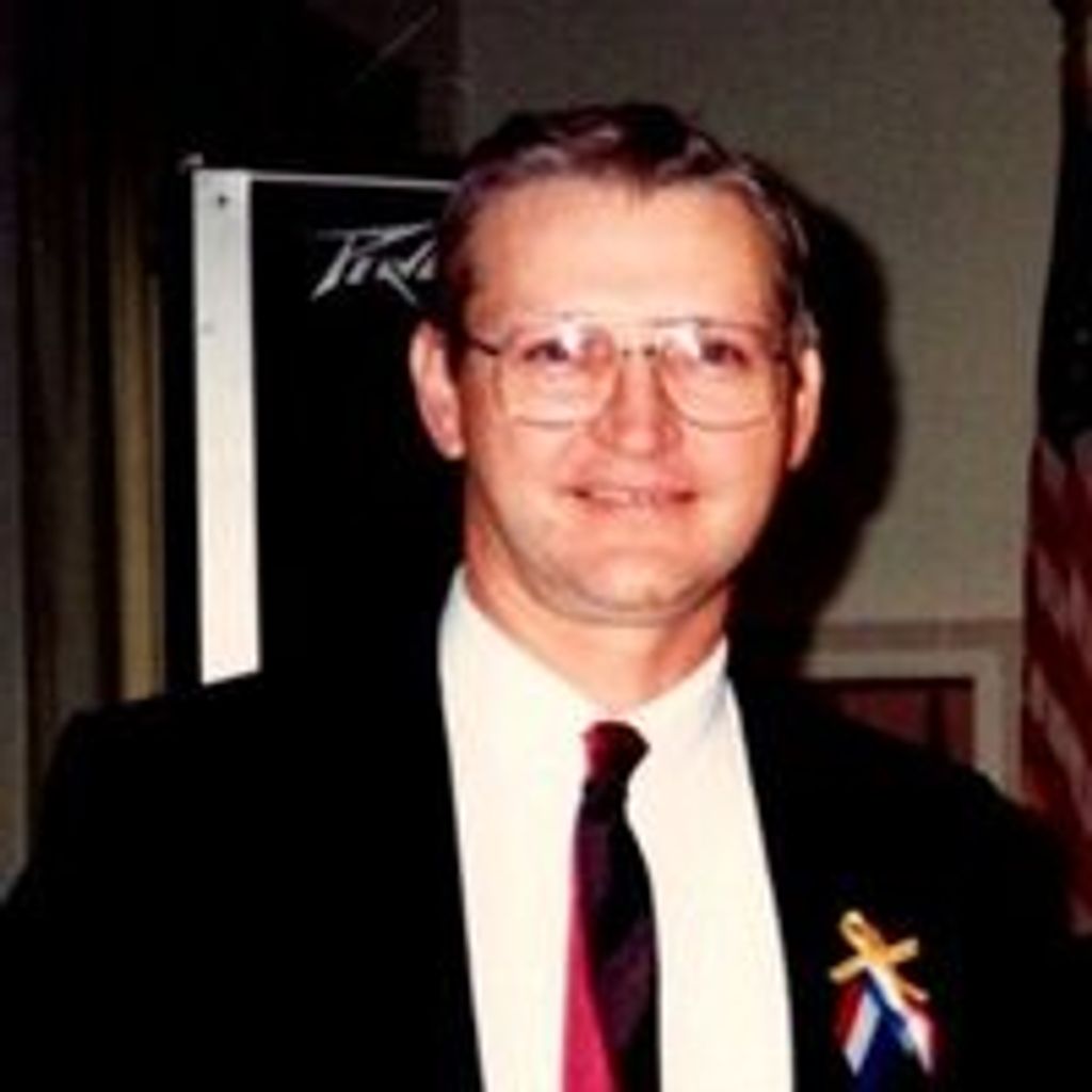 Robert Hall Profile Photo