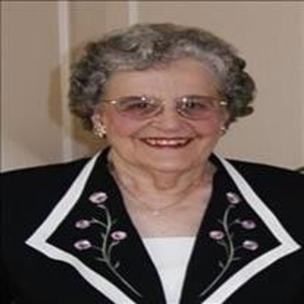 Elizabeth M Peace