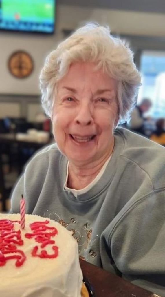 Evelyn Coyle Profile Photo