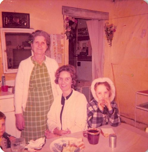 Irene (Wright)  Simpson photo gallery thumbnail 103 of 296