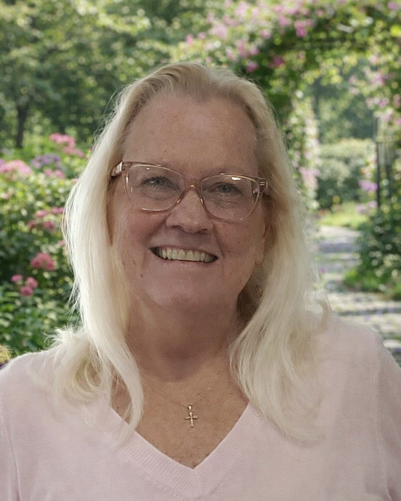 Elizabeth Louise Andrew Profile Photo