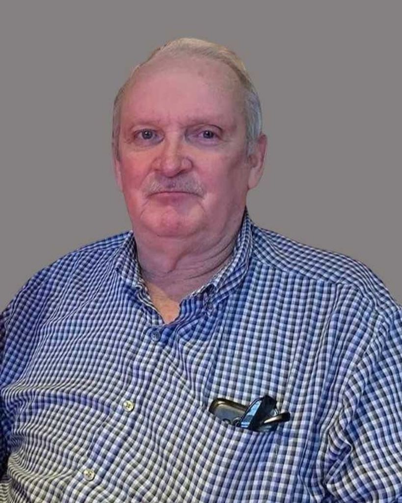 Clarence Rutan Profile Photo