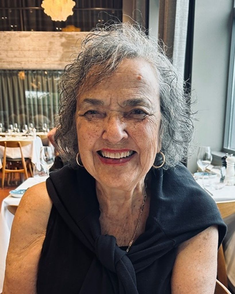 Carron Maye Maxwell Profile Photo