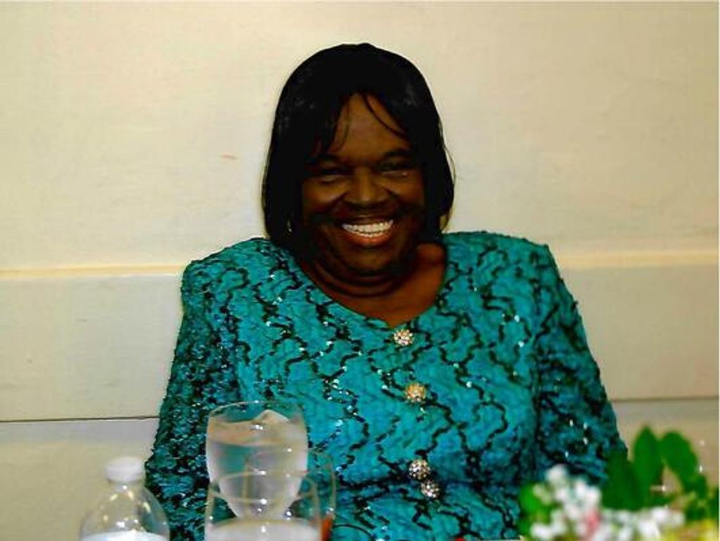 Dr. Gloria Hemmings