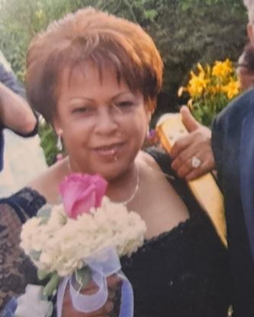 Ana Julia Cabrera Profile Photo