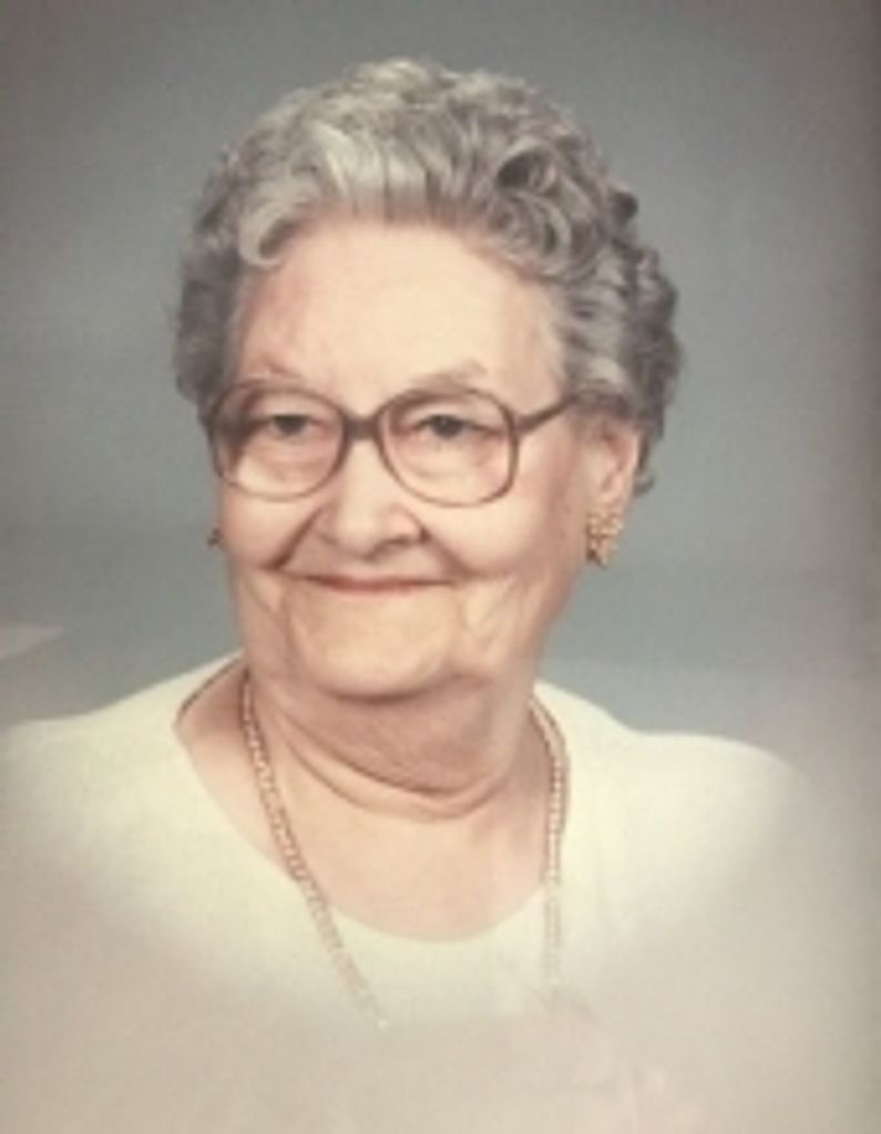 Dorothy (Thompson) Mckay