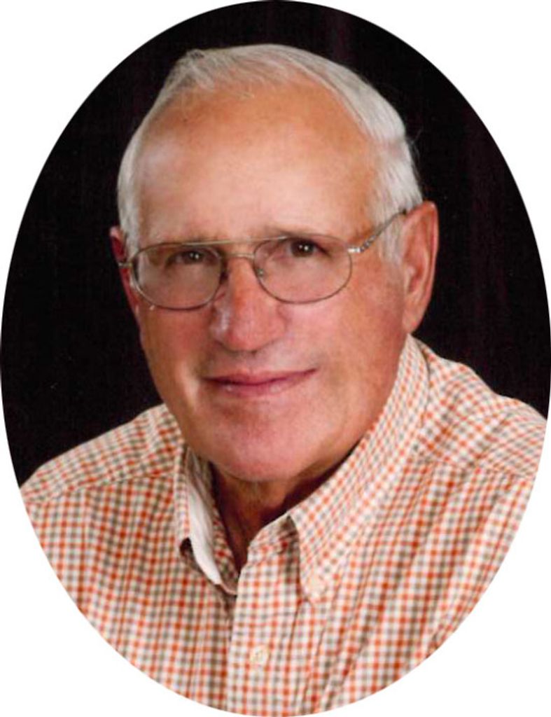 Roland C. Lindsay Profile Photo