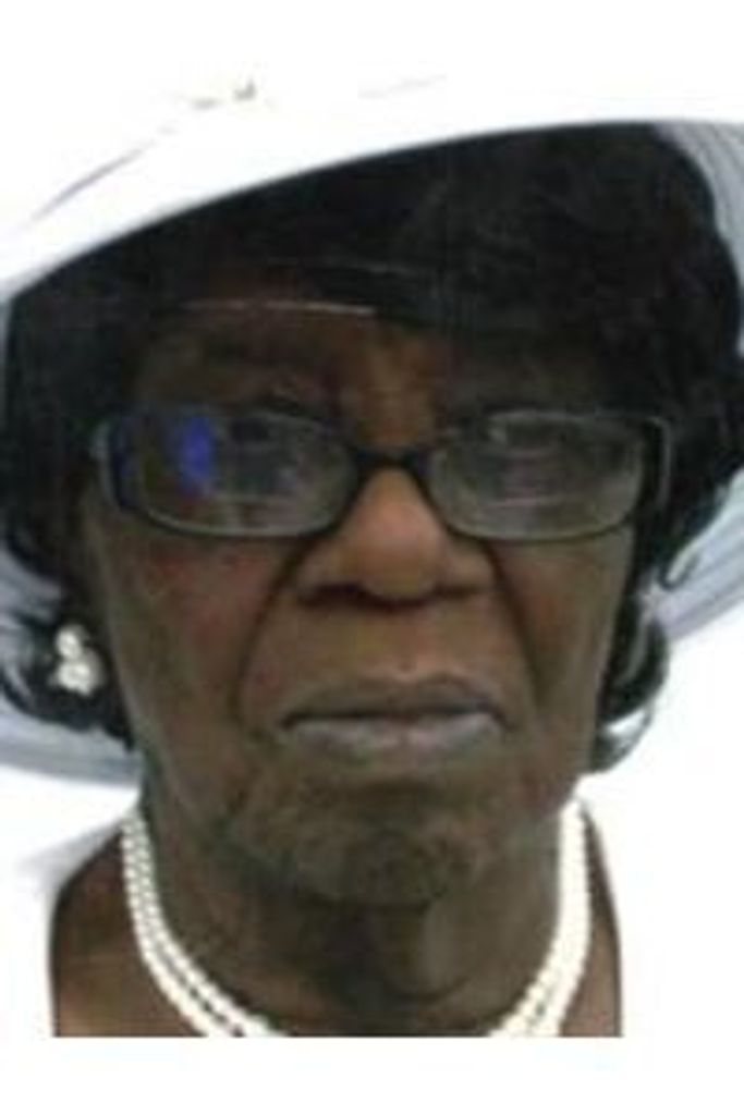 Estella Levell Profile Photo