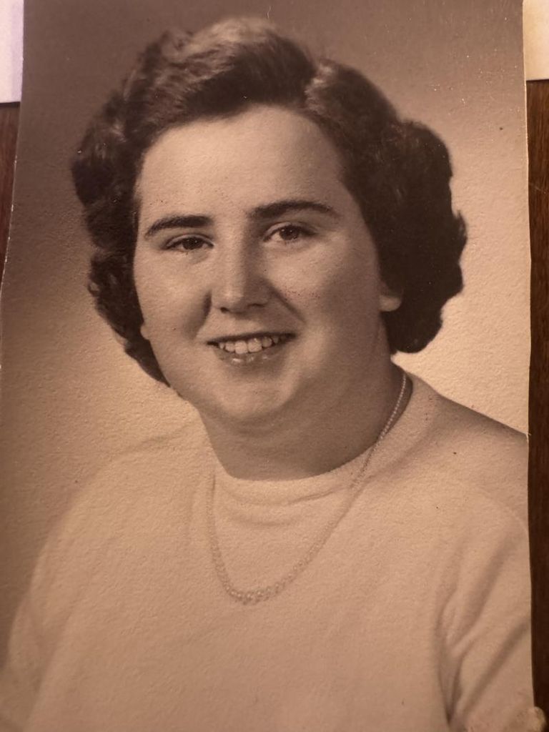 Caroline White Profile Photo
