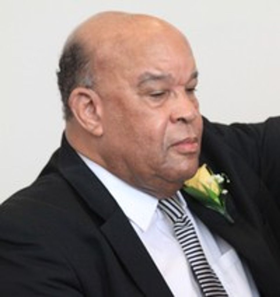 Mr. Kenneth Taylor Wynn