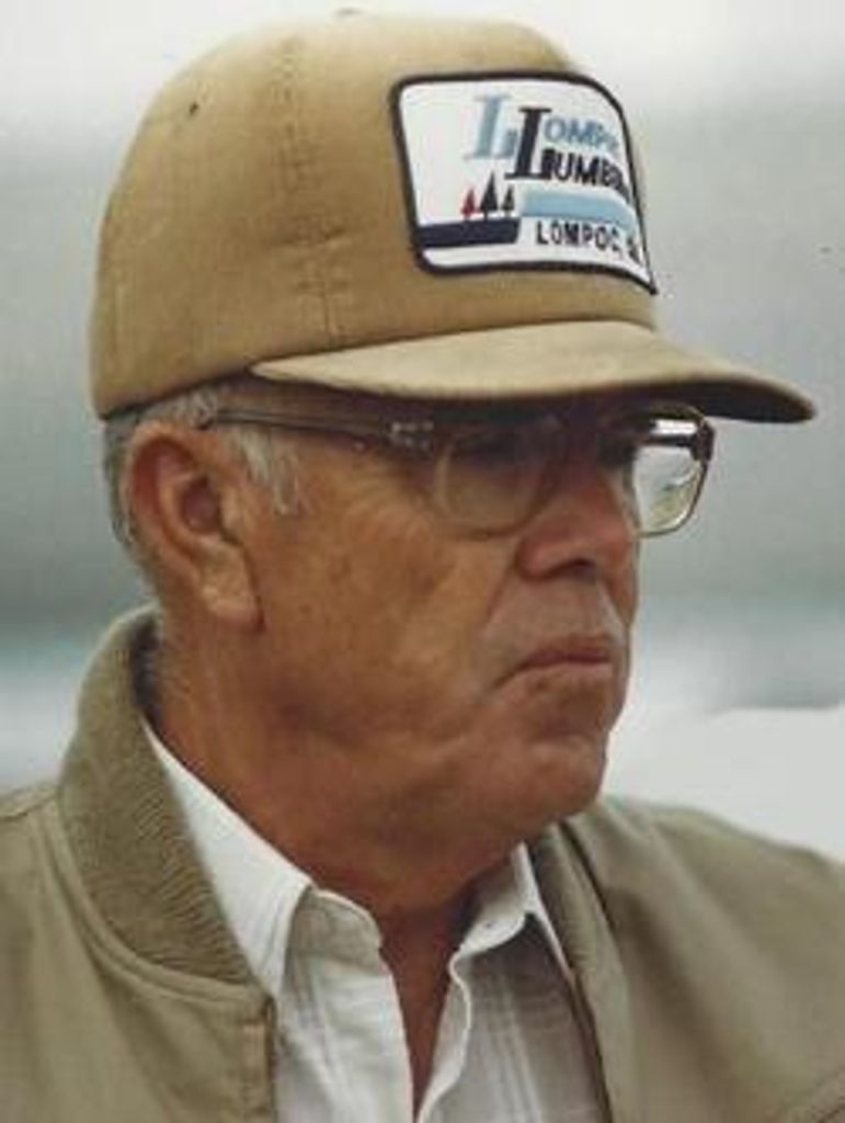 Edward "Chiefie" Lyle Everett