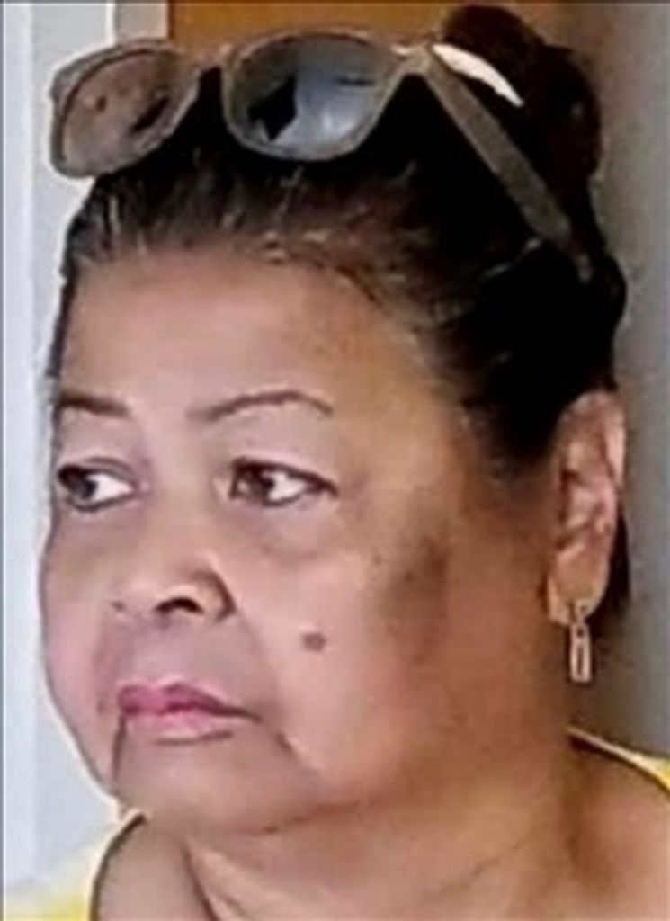 Linda Flossie Downs-Smith