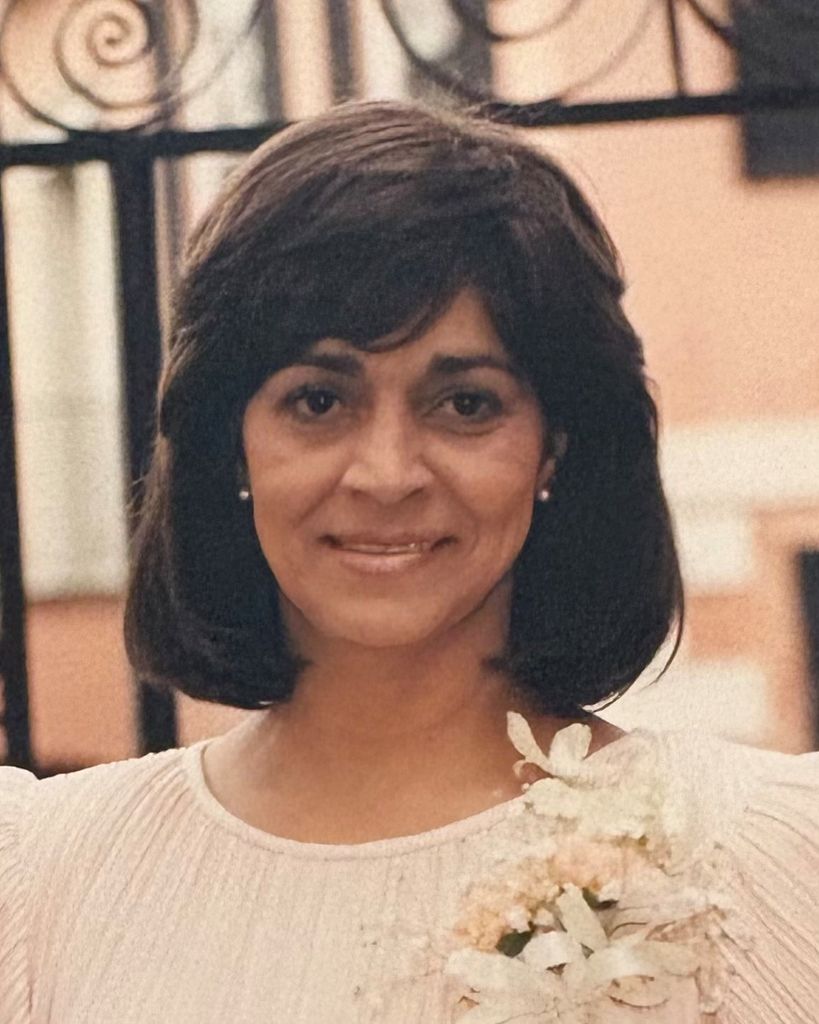 Linda Delores Yon
