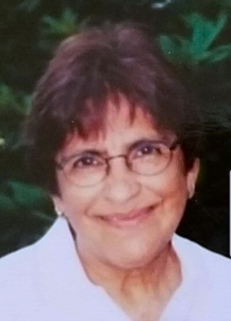 Elena Carole Profile Photo