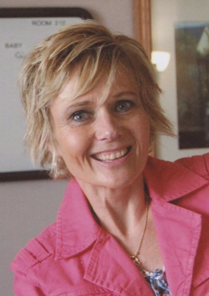 Robyn Kelly Gries Profile Photo