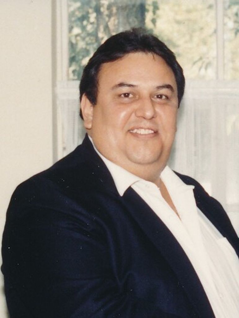 Larry Gene Santos Profile Photo