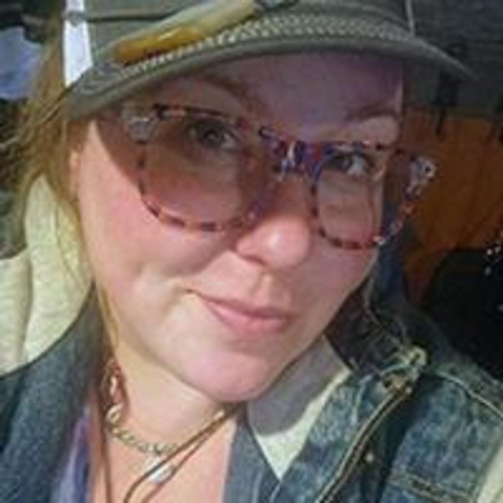 Elayna Jayn Armstrong Profile Photo