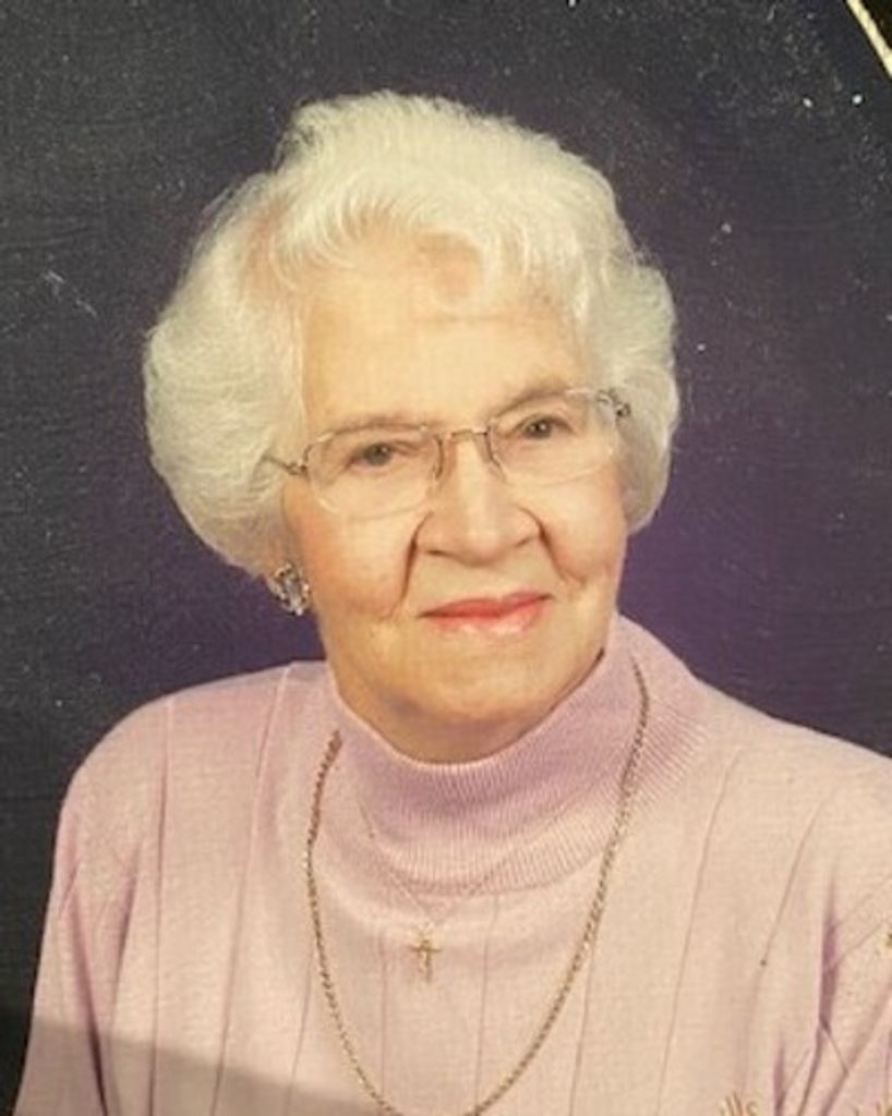 Annie Aaseby Profile Photo