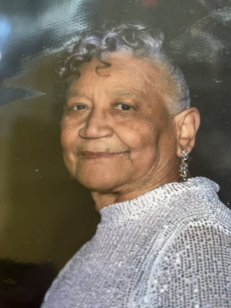 Laverina L. (Donna) Clark