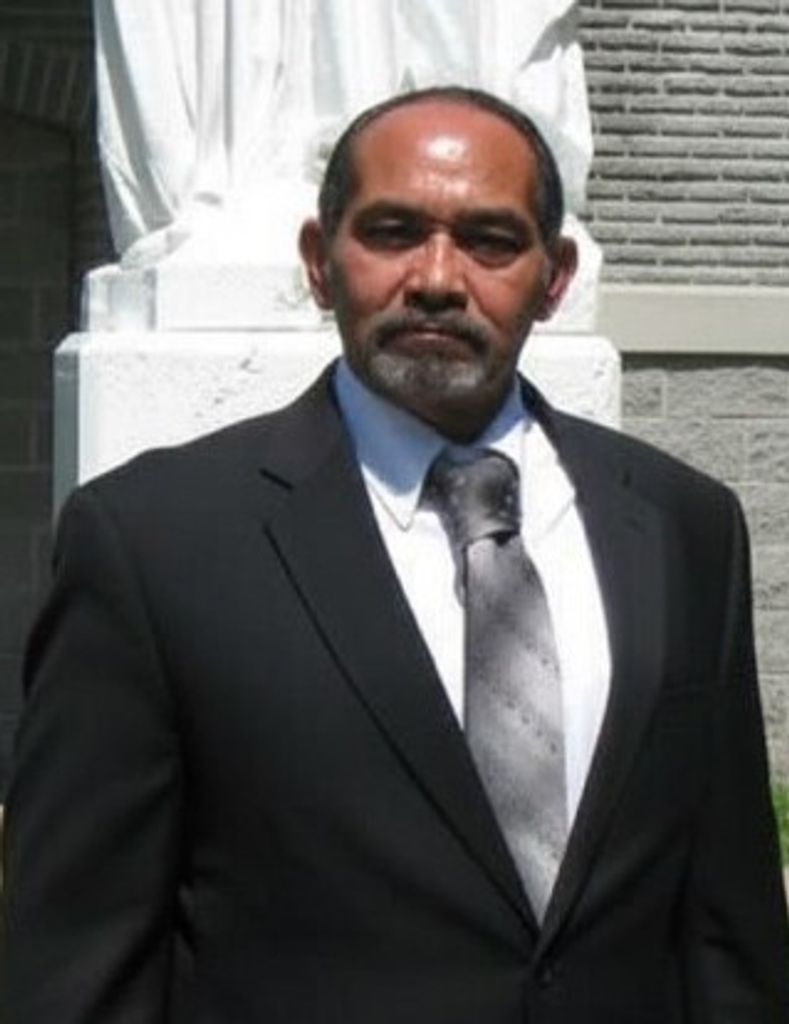 Jose Luis "Tuto" Negron