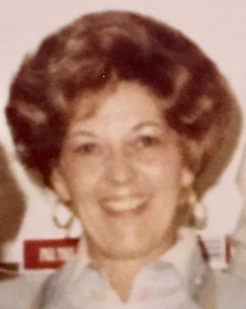 Emelia Baseil Profile Photo