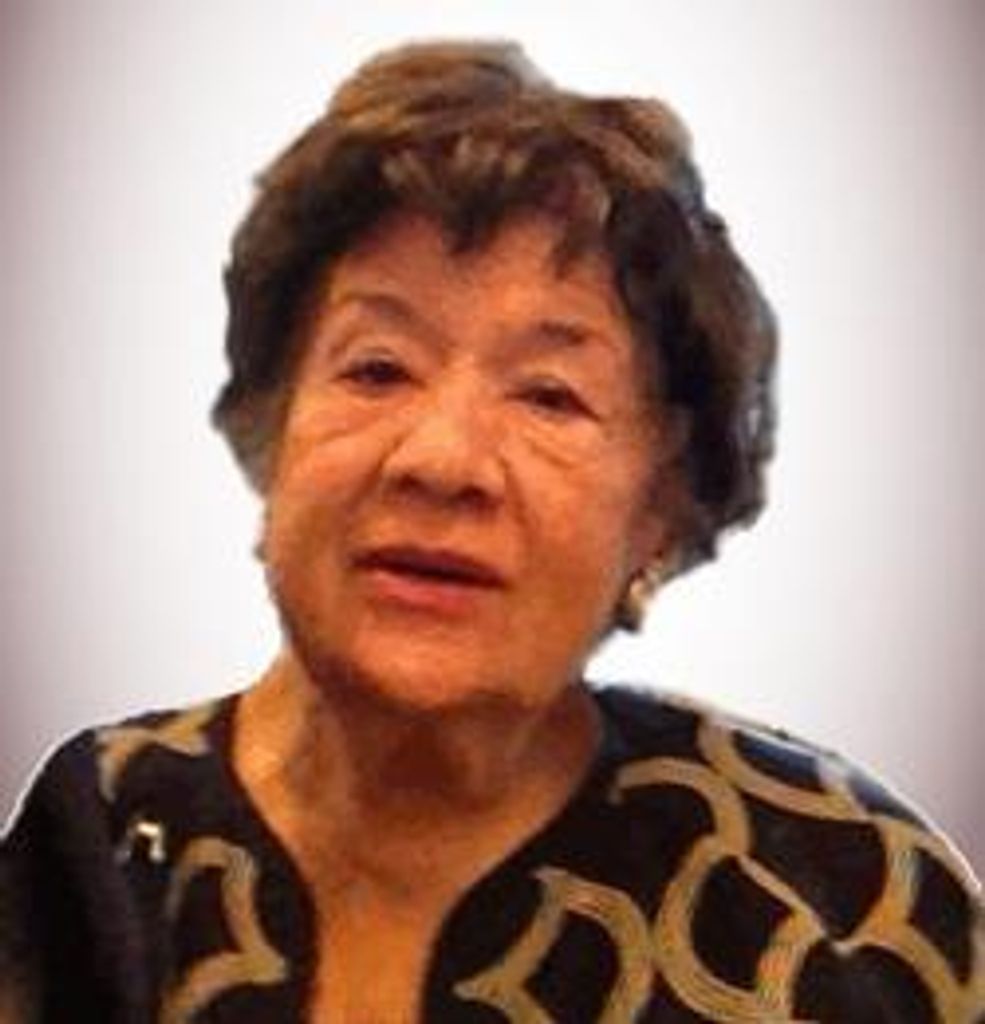 Elaine Hrones Thomas