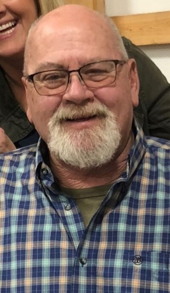 Dennis Shelby Profile Photo