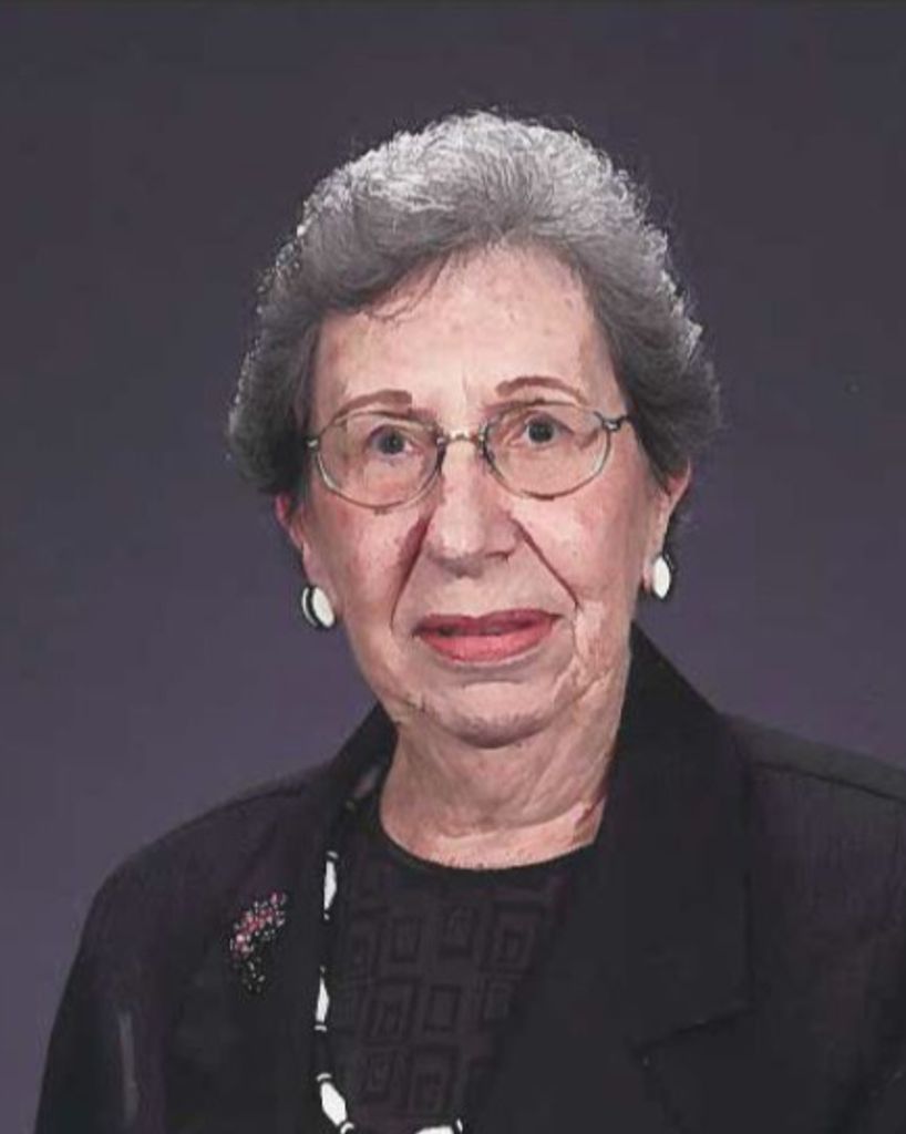Lois Mae Holtry