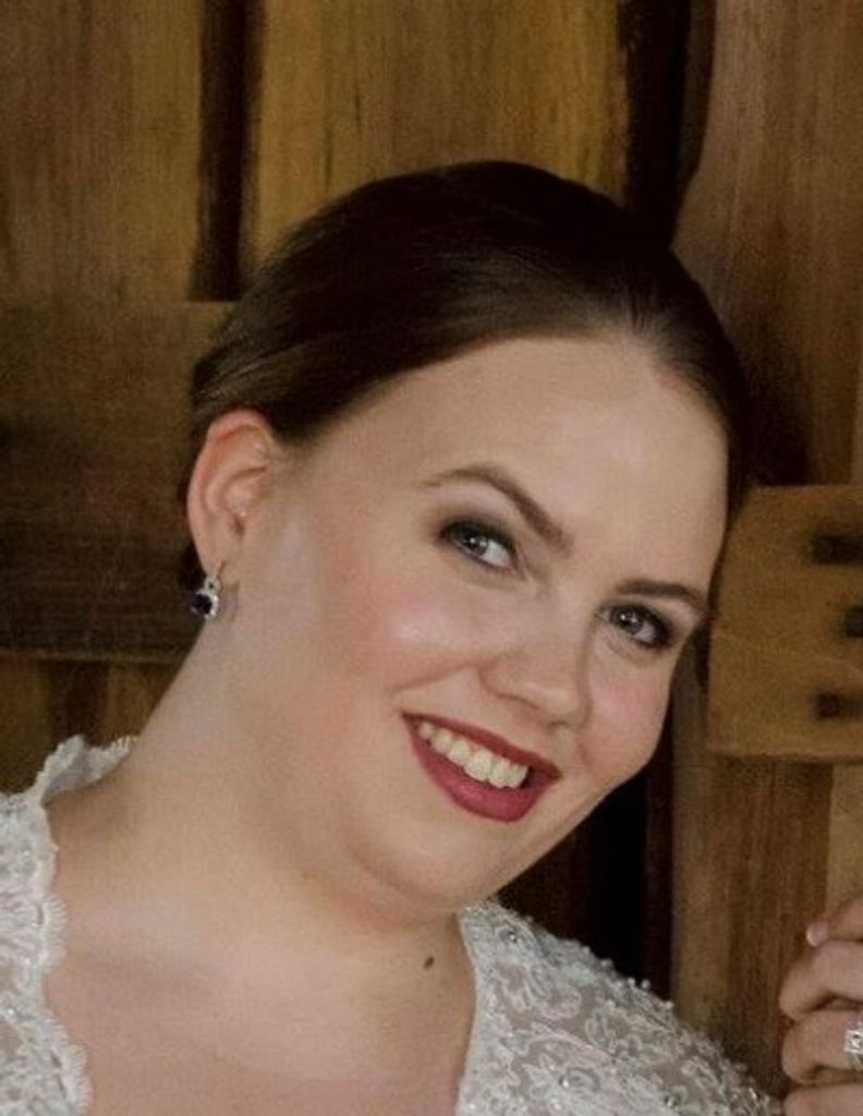 Elizabeth Richardson Profile Photo