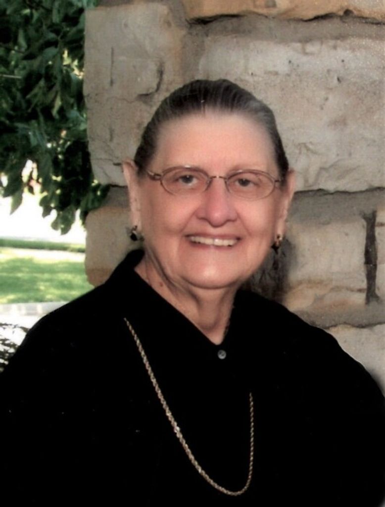 Helen Closson-Smith