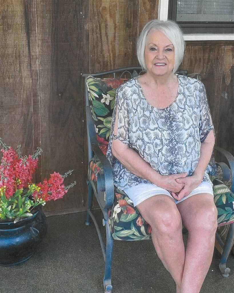 Carolyn Faye Dillard