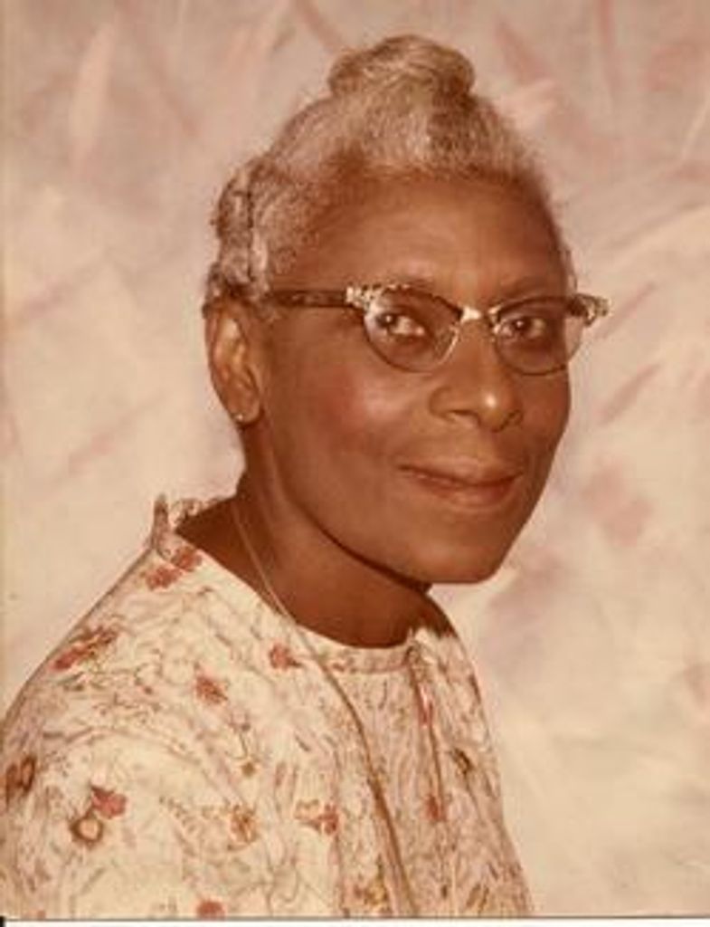 Lucy Dell Lee
