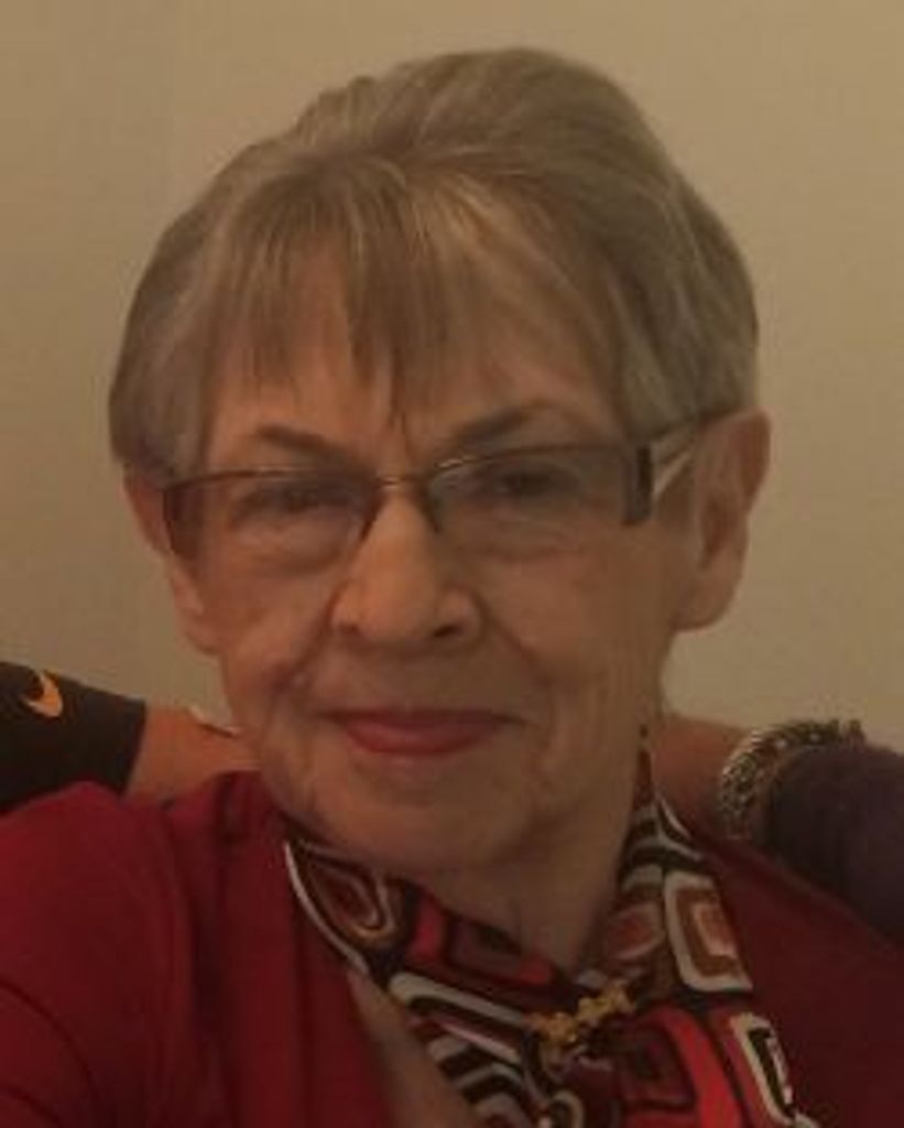 Lois Lee Higgins Warren Profile Photo