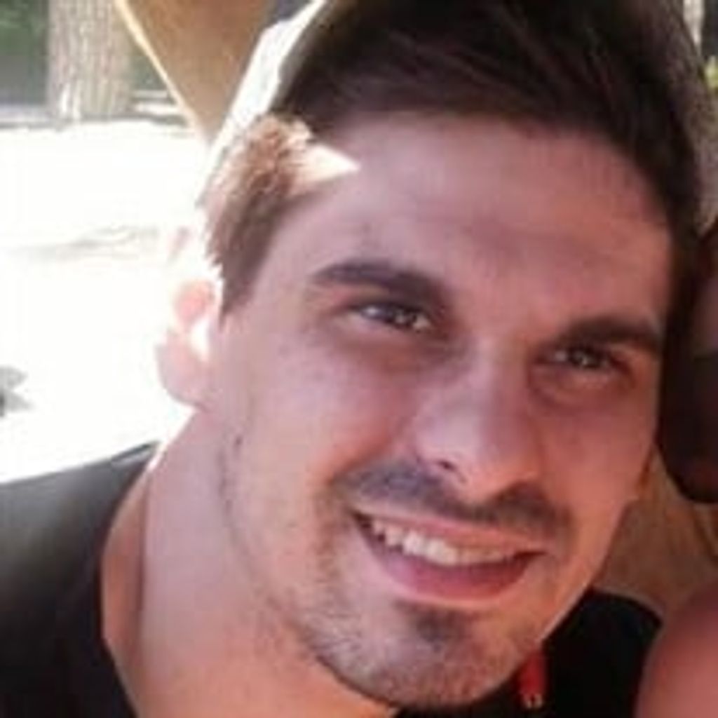 Patrick J Hallstein