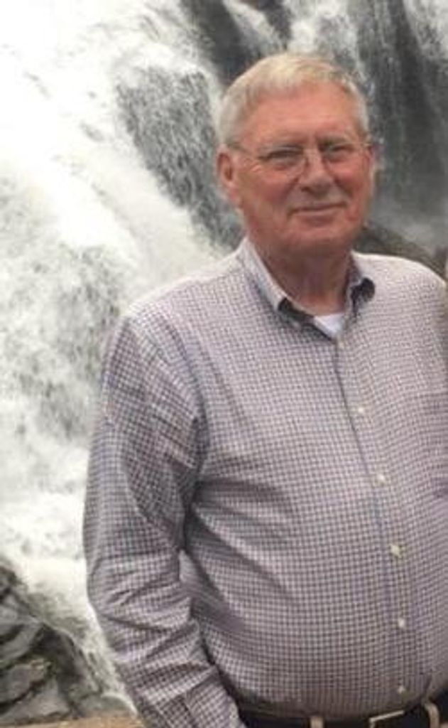 Larry E. Miles Profile Photo