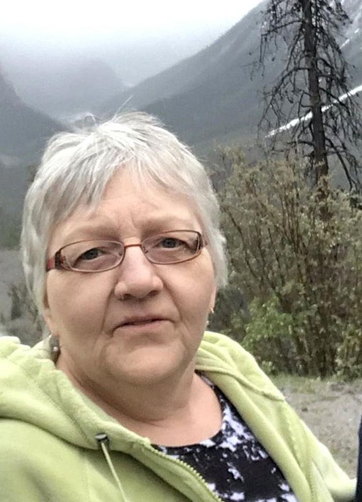 Edna Dufresne Profile Photo