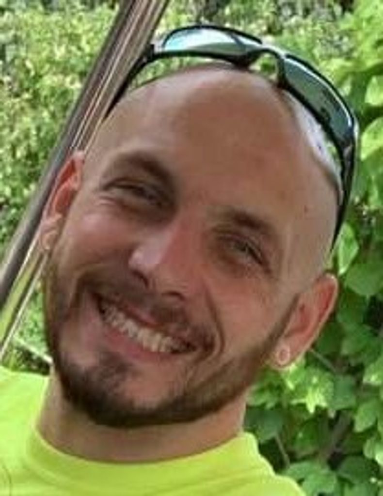 Robert "Bobby" E. Darby Jr.