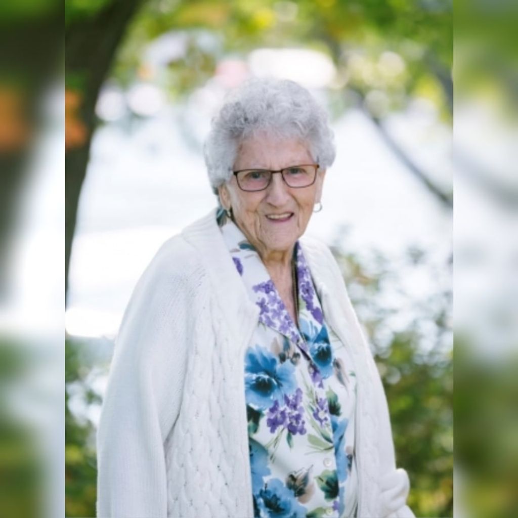 Lucy May Carlson Profile Photo