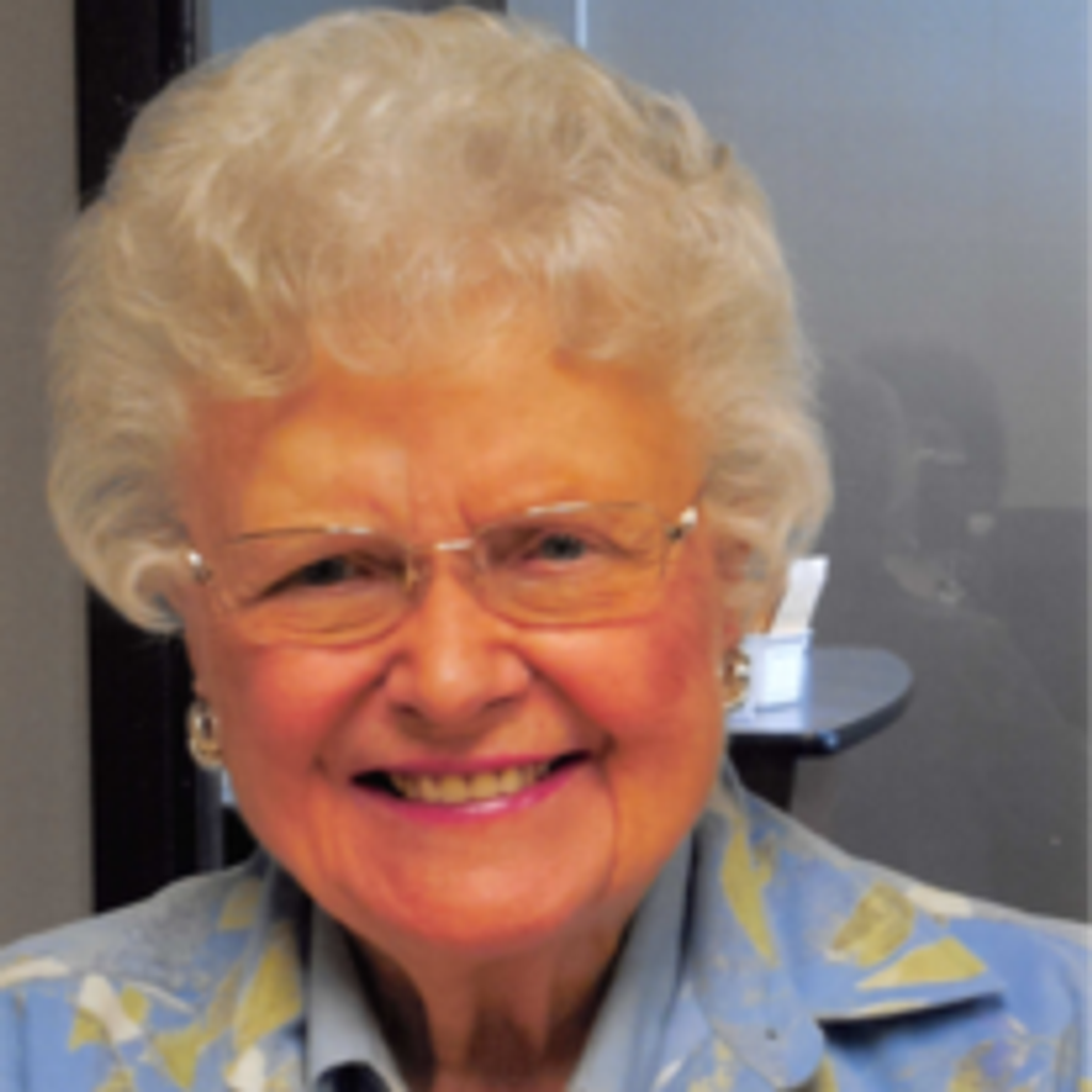Louise Crews Profile Photo