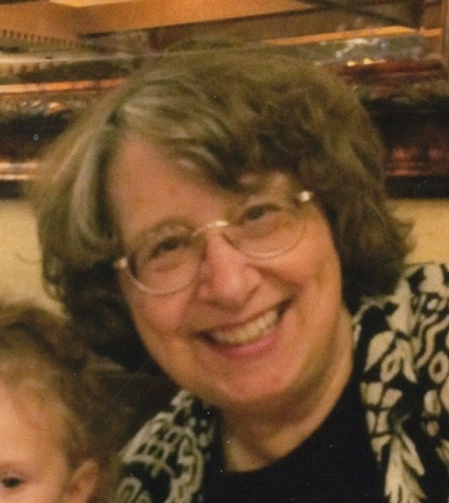 Jeanette Lecher Profile Photo