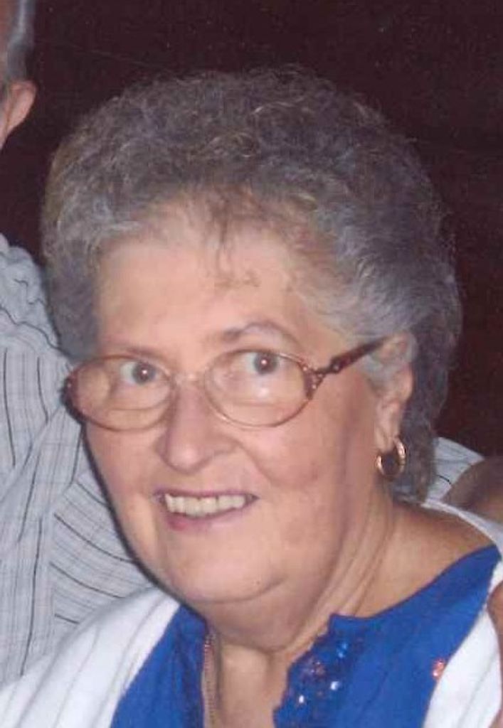 Dorothy Lucy (Bajkowski)  Warfield Profile Photo