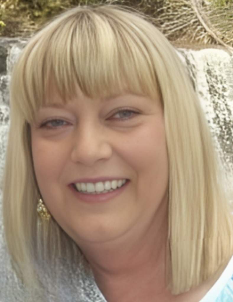 Maryanne Maxwell Walls