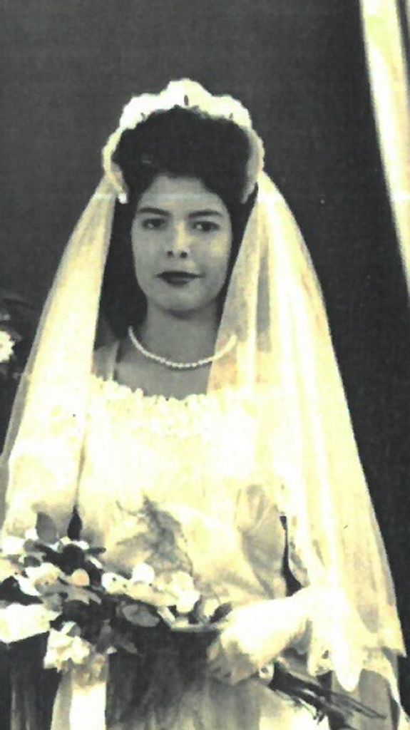 Beatrice Molina